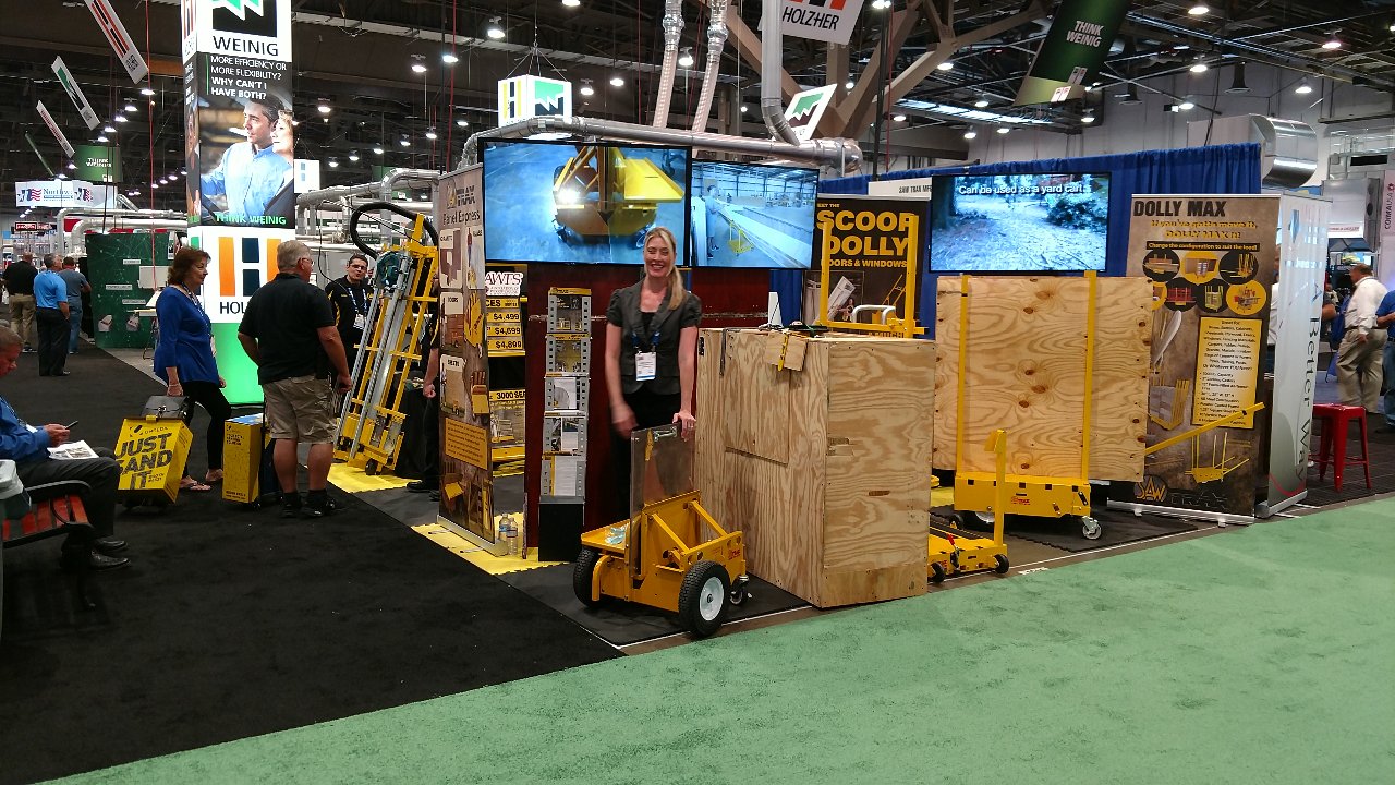 Innovative Material Handling with Saw Trax’s Dollies and Carts